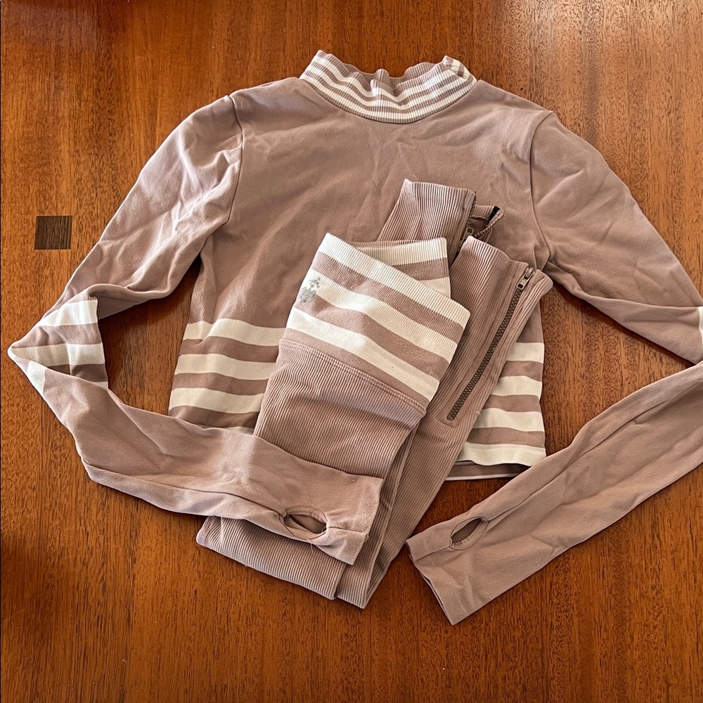 FP Movement by Free People Tan and Cream Striped Set sz XS extra small